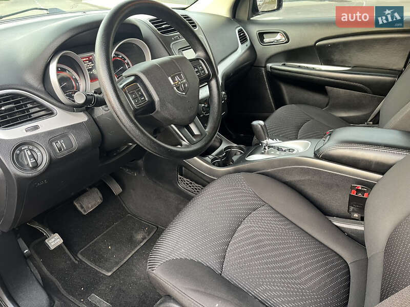 Внедорожник / Кроссовер Dodge Journey 2017 в Вишневом