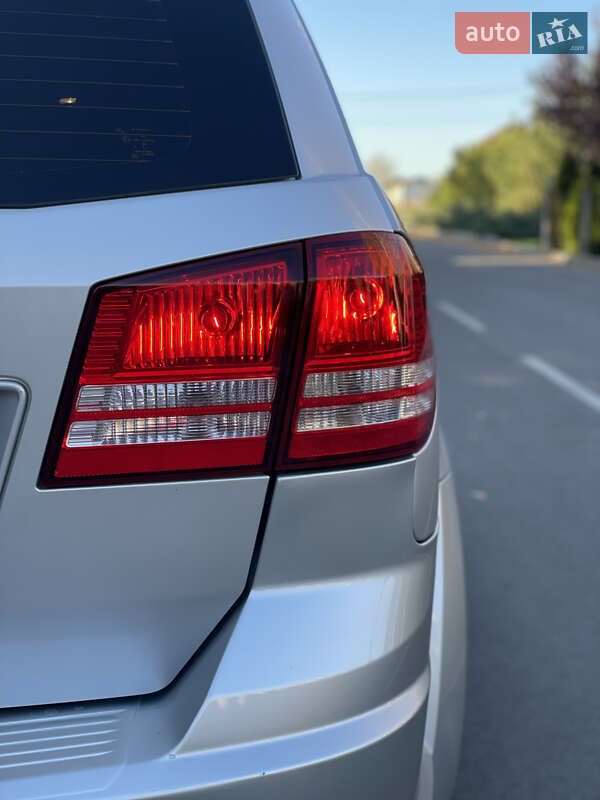 Внедорожник / Кроссовер Dodge Journey 2011 в Запорожье фото 15 Внедорожник / Кроссовер Dodge Journey 2011 в Запорожье