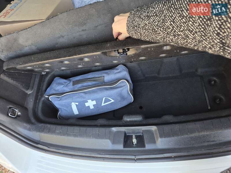 Внедорожник / Кроссовер Dodge Journey 2016 в Ивано-Франковске