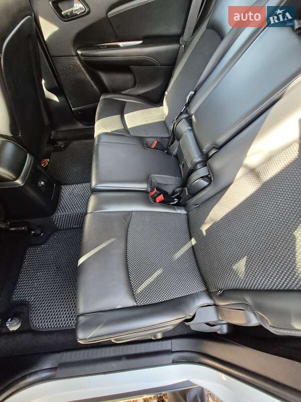 Внедорожник / Кроссовер Dodge Journey 2016 в Ивано-Франковске