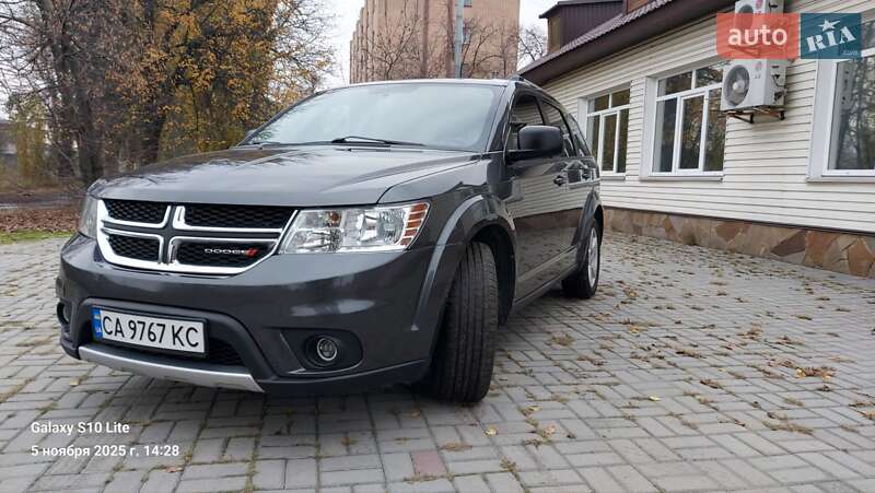 Позашляховик / Кросовер Dodge Journey 2017 в Черкасах фото Позашляховик / Кросовер Dodge Journey 2017 в Черкасах