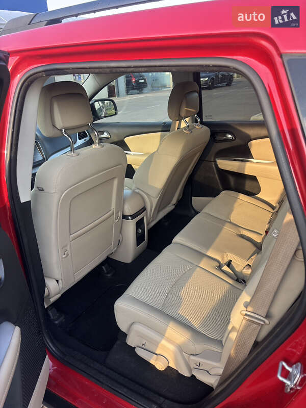 Внедорожник / Кроссовер Dodge Journey 2017 в Новых Санжарах фото 5 Внедорожник / Кроссовер Dodge Journey 2017 в Новых Санжарах