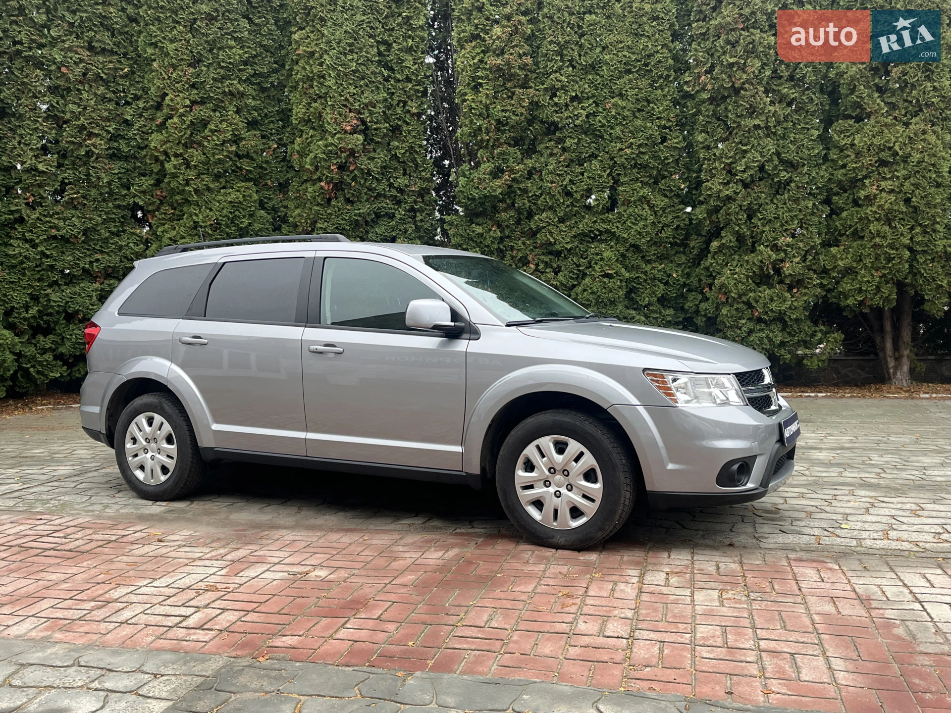 2019 Dodge Journey - мініатюра 2
