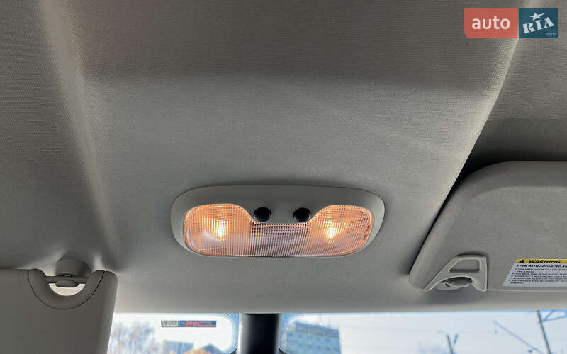 Позашляховик / Кросовер Dodge Journey 2018 в Стрию