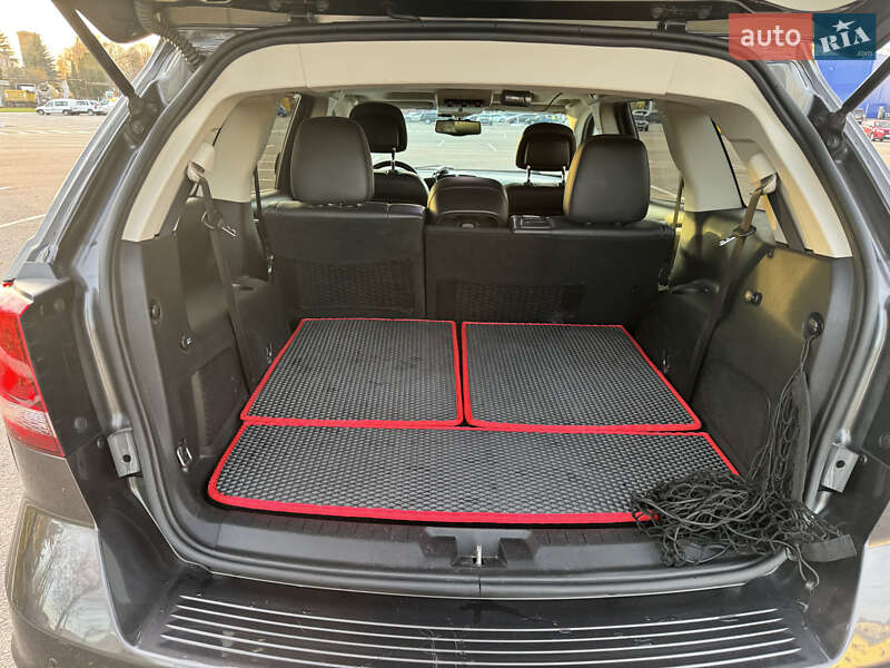 Позашляховик / Кросовер Dodge Journey 2016 в Житомирі