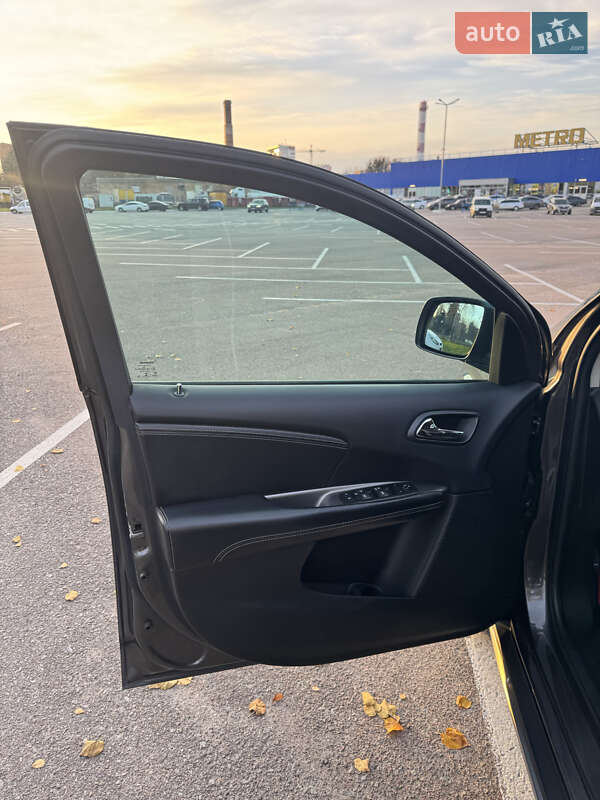 Позашляховик / Кросовер Dodge Journey 2016 в Житомирі