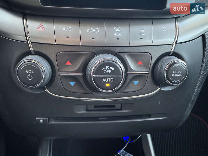 Позашляховик / Кросовер Dodge Journey 2016 в Житомирі