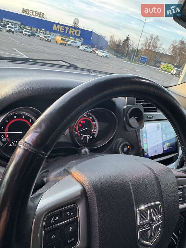 Позашляховик / Кросовер Dodge Journey 2016 в Житомирі