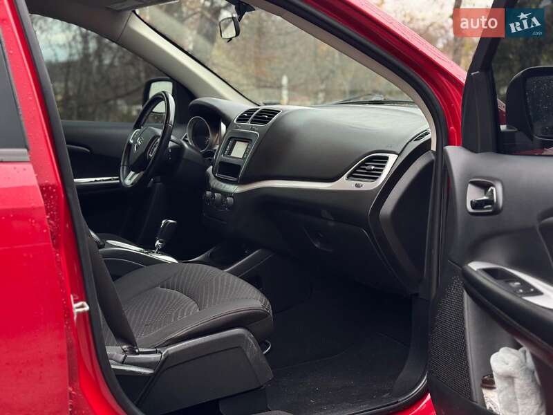 Внедорожник / Кроссовер Dodge Journey 2017 в Киеве фото 42 Внедорожник / Кроссовер Dodge Journey 2017 в Киеве
