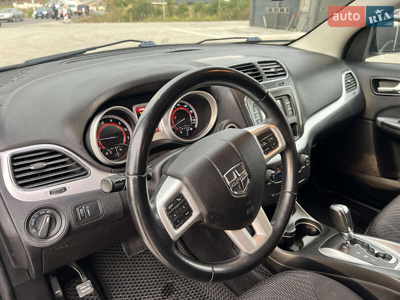 Внедорожник / Кроссовер Dodge Journey 2016 в Львове