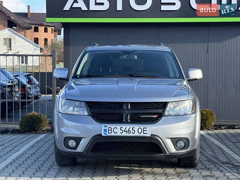 Позашляховик / Кросовер Dodge Journey 2015 в Львові