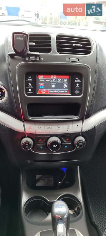 Внедорожник / Кроссовер Dodge Journey 2014 в Виннице