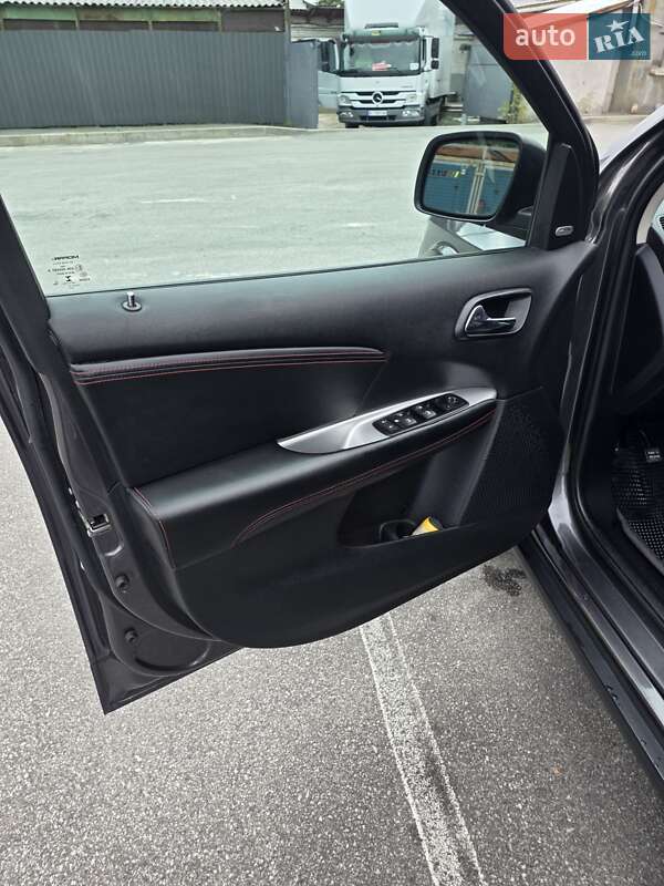 Внедорожник / Кроссовер Dodge Journey 2015 в Броварах