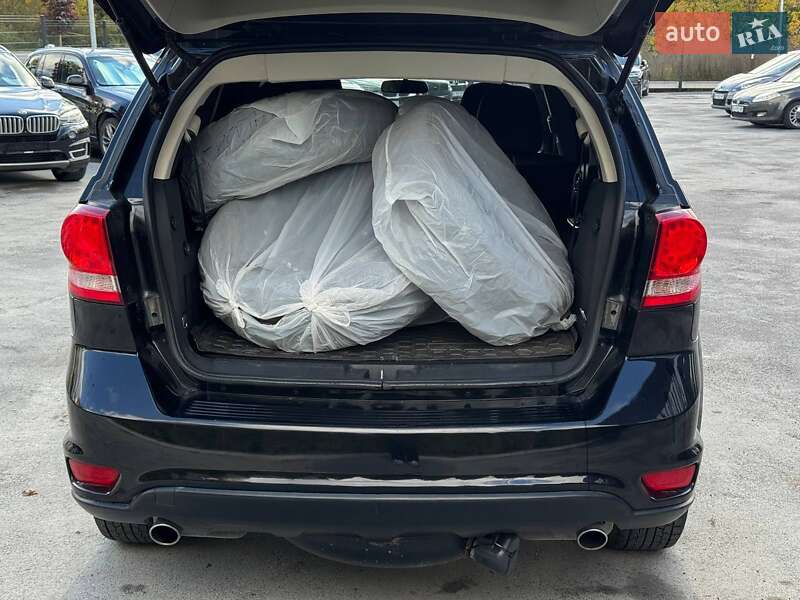 Внедорожник / Кроссовер Dodge Journey 2016 в Каменец-Подольском