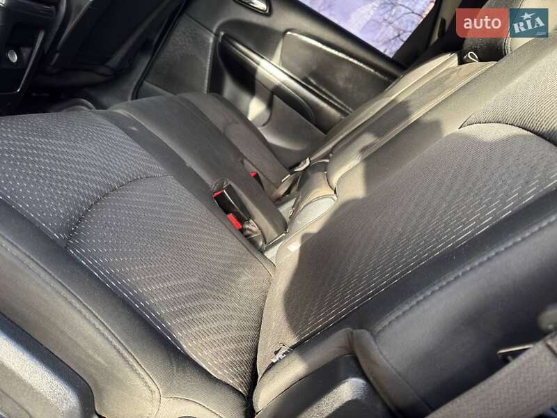 Позашляховик / Кросовер Dodge Journey 2012 в Охтирці