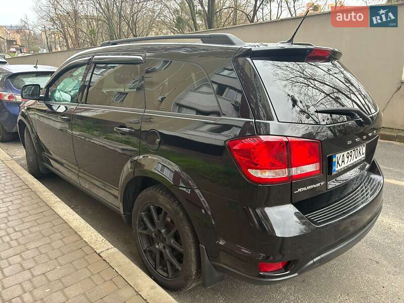 Позашляховик / Кросовер Dodge Journey 2015 в Києві