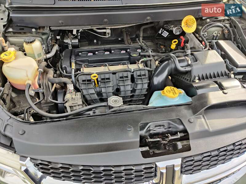 Позашляховик / Кросовер Dodge Journey 2016 в Києві