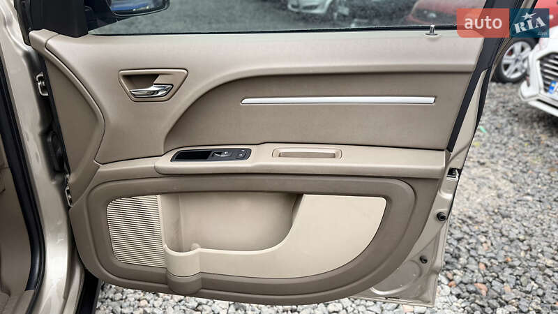 Внедорожник / Кроссовер Dodge Journey 2008 в Бердичеве