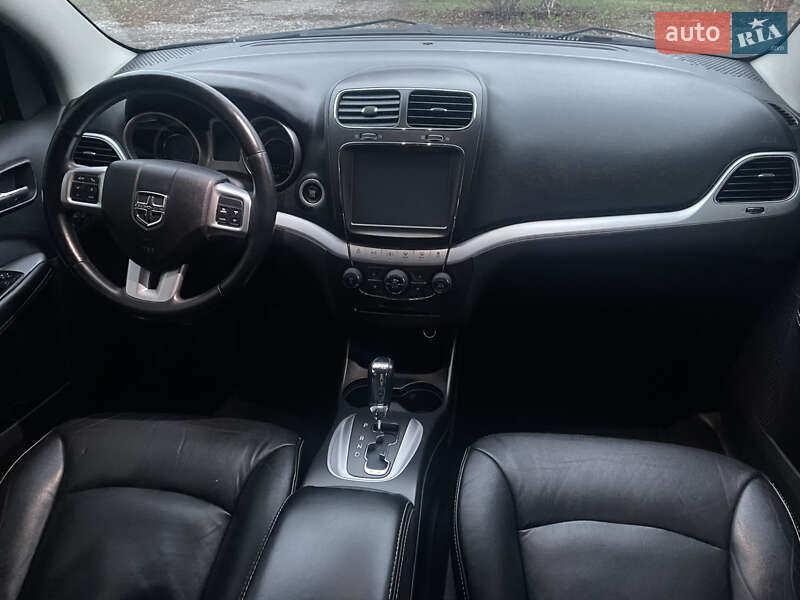 Позашляховик / Кросовер Dodge Journey 2012 в Харкові