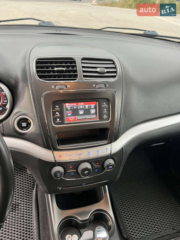 Позашляховик / Кросовер Dodge Journey 2016 в Львові фото 13 Позашляховик / Кросовер Dodge Journey 2016 в Львові
