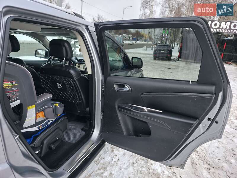 Внедорожник / Кроссовер Dodge Journey 2018 в Киеве