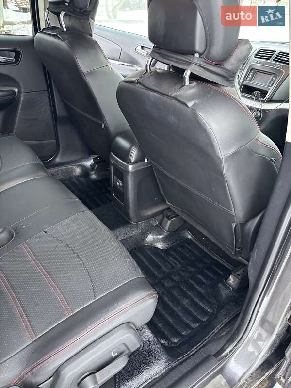 Позашляховик / Кросовер Dodge Journey 2015 в Вінниці