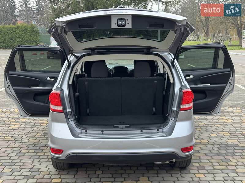 Внедорожник / Кроссовер Dodge Journey 2020 в Луцке