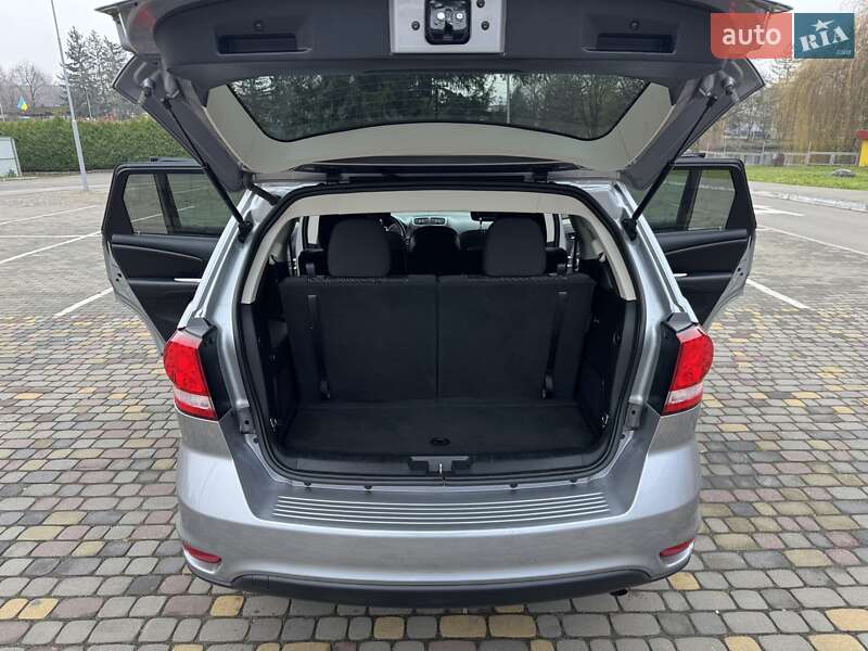 Внедорожник / Кроссовер Dodge Journey 2020 в Луцке