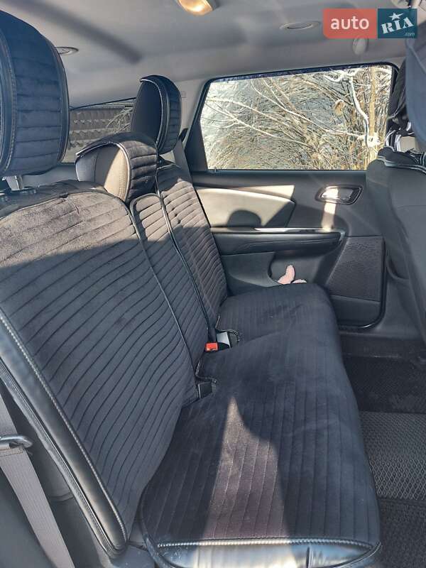 Внедорожник / Кроссовер Dodge Journey 2015 в Киеве