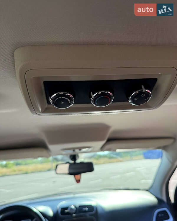 Внедорожник / Кроссовер Dodge Journey 2017 в Киеве