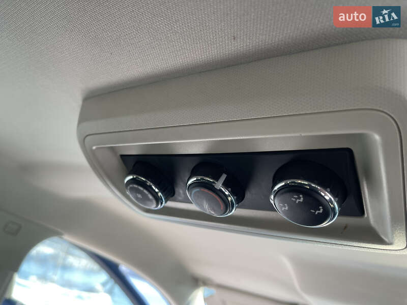 Внедорожник / Кроссовер Dodge Journey 2017 в Киеве