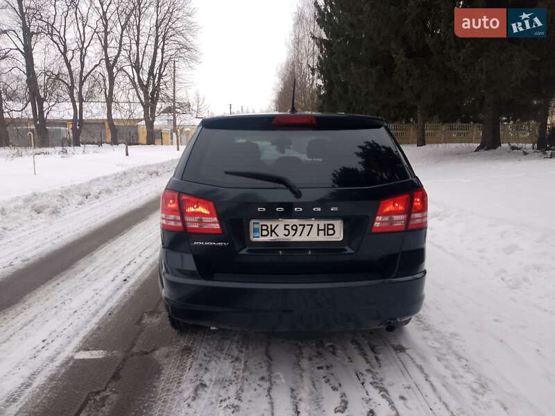 Позашляховик / Кросовер Dodge Journey 2014 в Острозі
