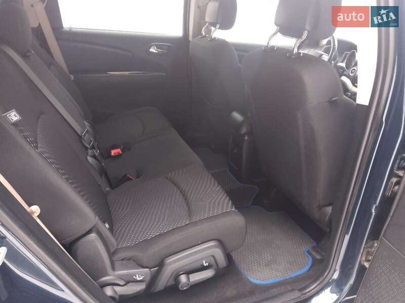 Позашляховик / Кросовер Dodge Journey 2014 в Острозі