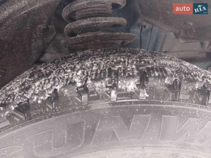 Позашляховик / Кросовер Dodge Journey 2014 в Острозі