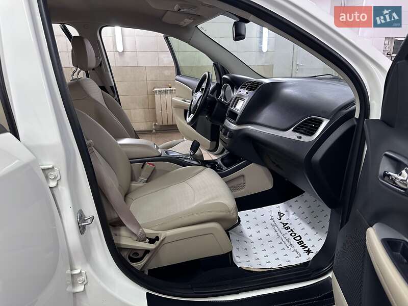 Внедорожник / Кроссовер Dodge Journey 2014 в Сумах