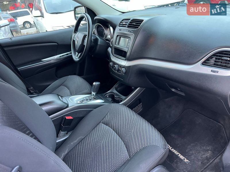 Внедорожник / Кроссовер Dodge Journey 2015 в Днепре
