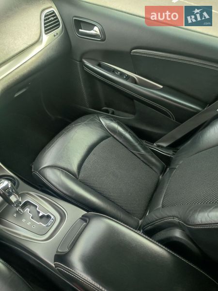 Внедорожник / Кроссовер Dodge Journey 2015 в Киеве