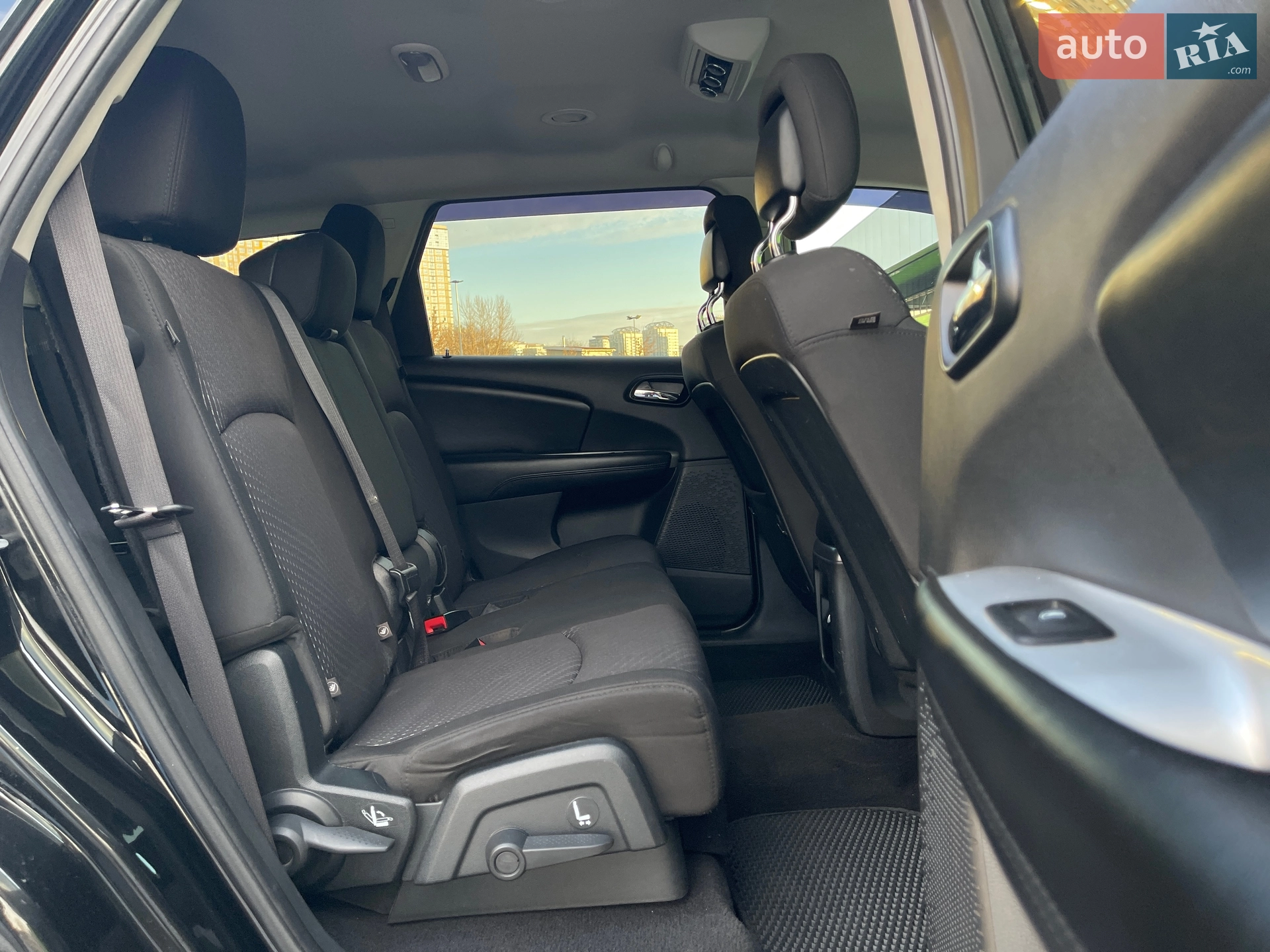 2016 Dodge Journey - мініатюра 26