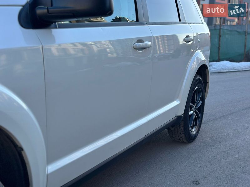 Внедорожник / Кроссовер Dodge Journey 2017 в Тернополе