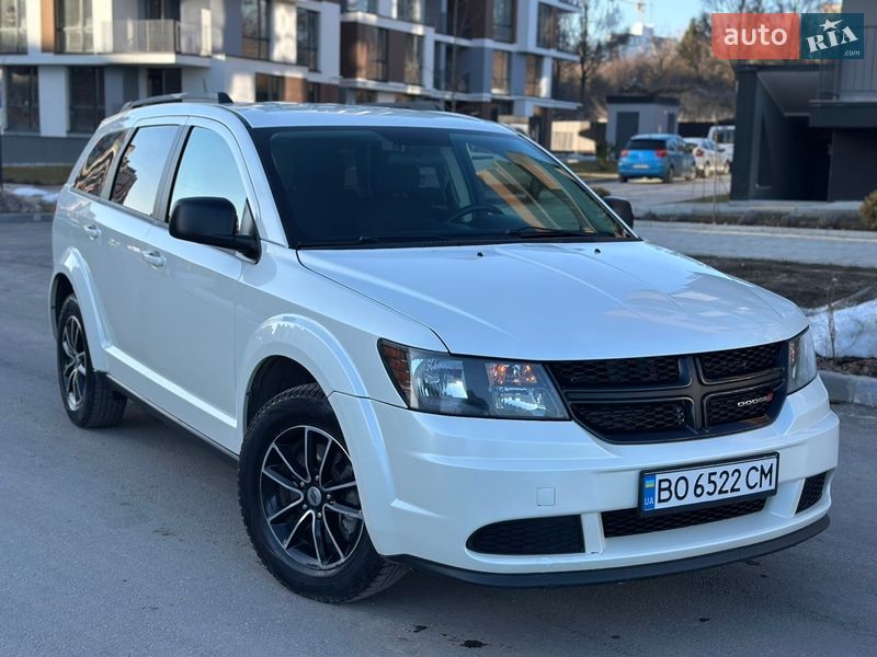 Внедорожник / Кроссовер Dodge Journey 2017 в Тернополе