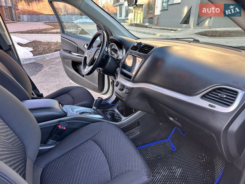 Внедорожник / Кроссовер Dodge Journey 2017 в Тернополе