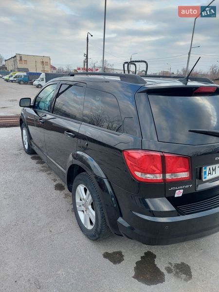 Позашляховик / Кросовер Dodge Journey 2012 в Запоріжжі