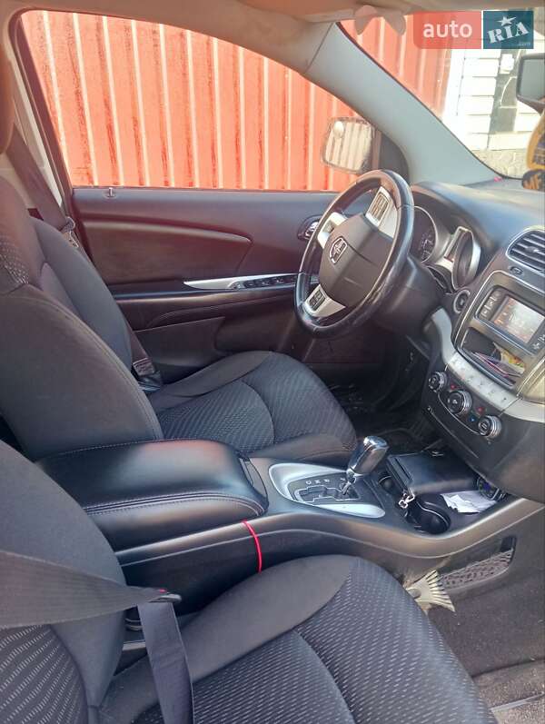 Внедорожник / Кроссовер Dodge Journey 2015 в Белой Церкви