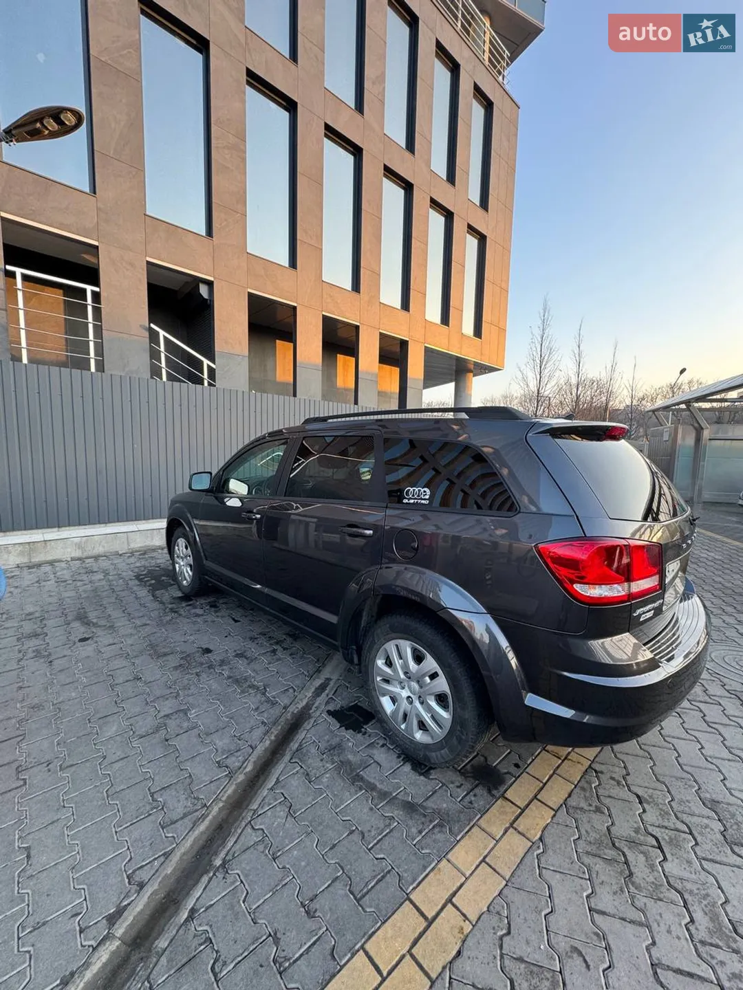 2016 Dodge Journey - мініатюра 3