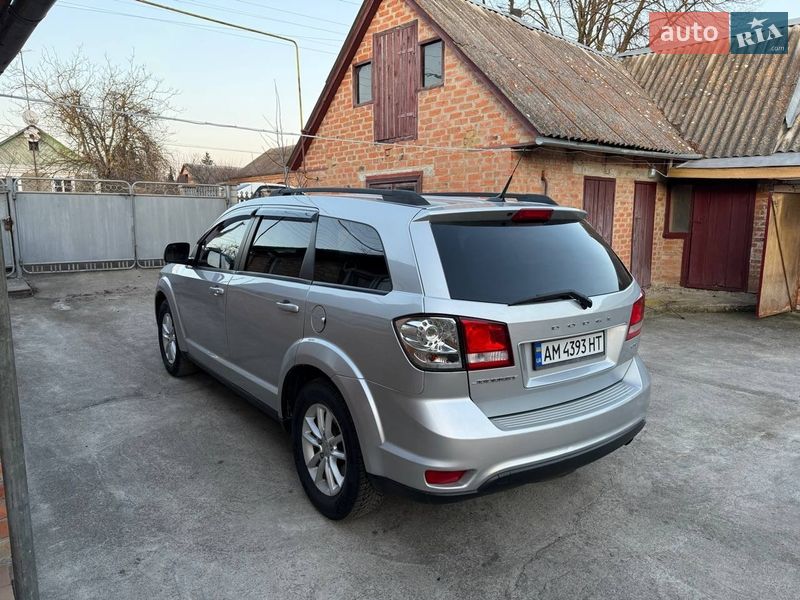 Внедорожник / Кроссовер Dodge Journey 2013 в Любаре