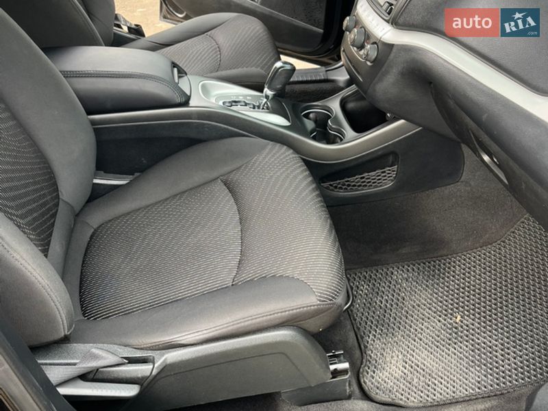 Внедорожник / Кроссовер Dodge Journey 2016 в Коростышеве