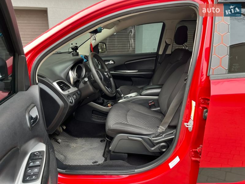 Внедорожник / Кроссовер Dodge Journey 2014 в Ивано-Франковске