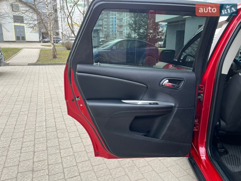 Внедорожник / Кроссовер Dodge Journey 2014 в Ивано-Франковске