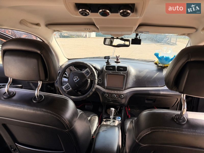 Внедорожник / Кроссовер Dodge Journey 2015 в Ходорове