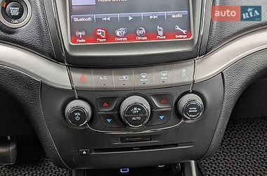 Внедорожник / Кроссовер Dodge Journey 2017 в Ивано-Франковске